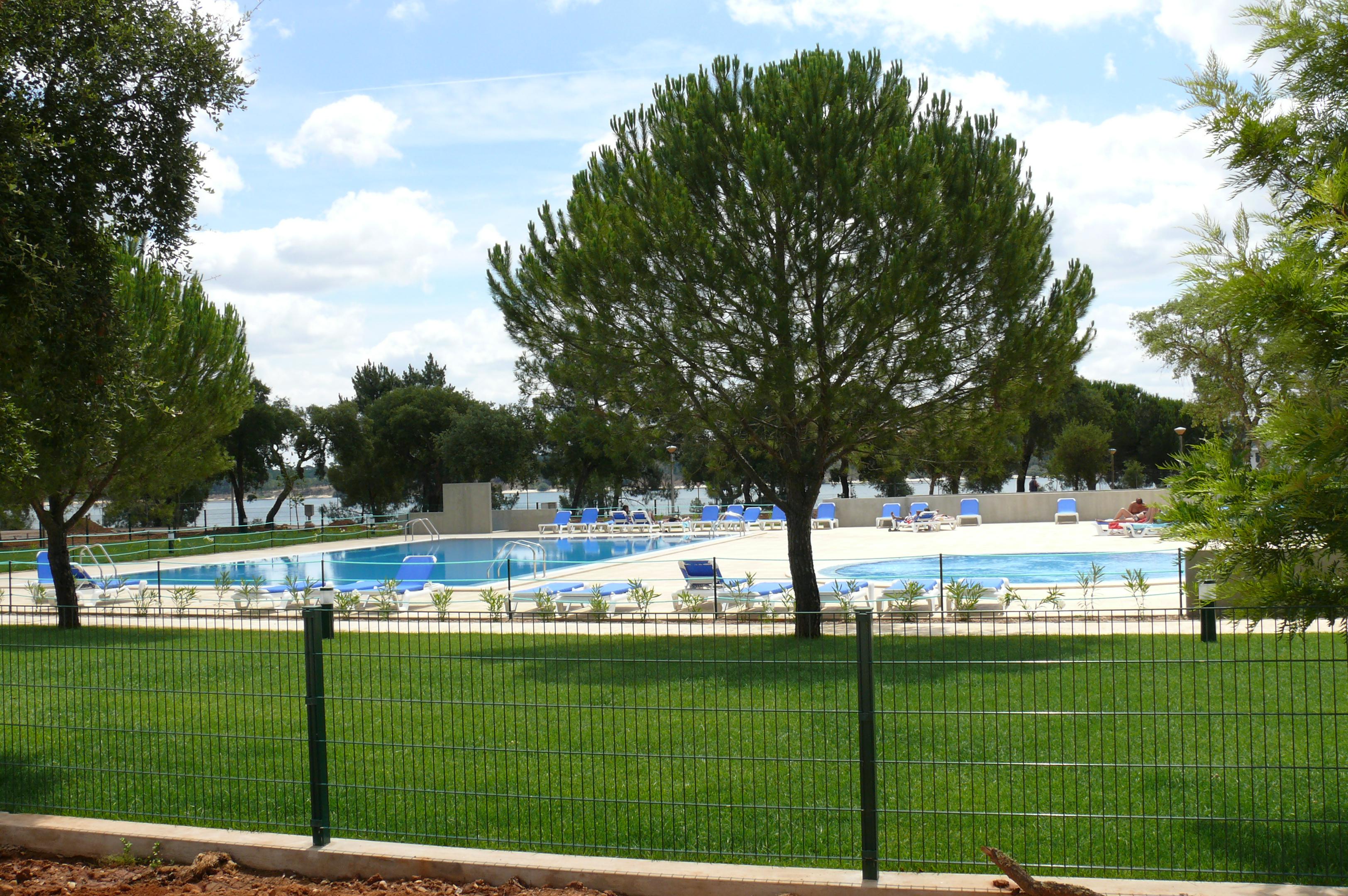 Hotel Parque De Campismo Orbitur Montargil Extérieur photo