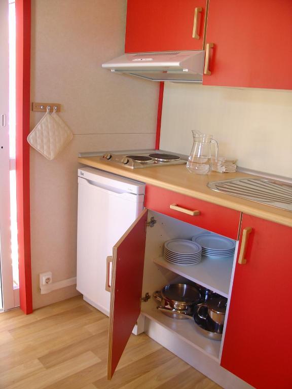 Hotel Parque De Campismo Orbitur Montargil Extérieur photo