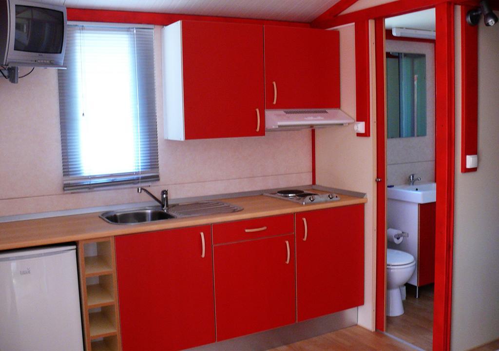 Hotel Parque De Campismo Orbitur Montargil Extérieur photo